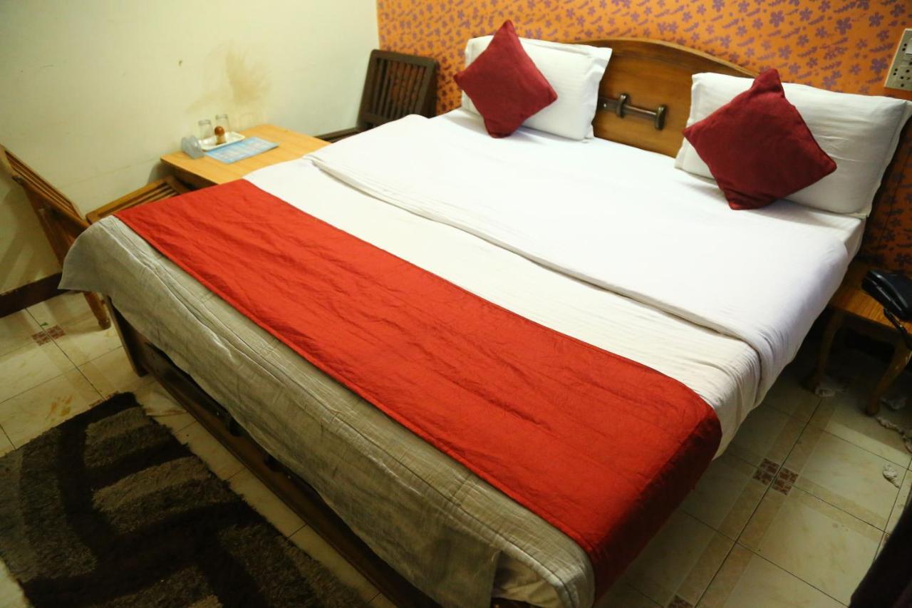 Hotel Diamond Palace Chandīgarh Eksteriør bilde