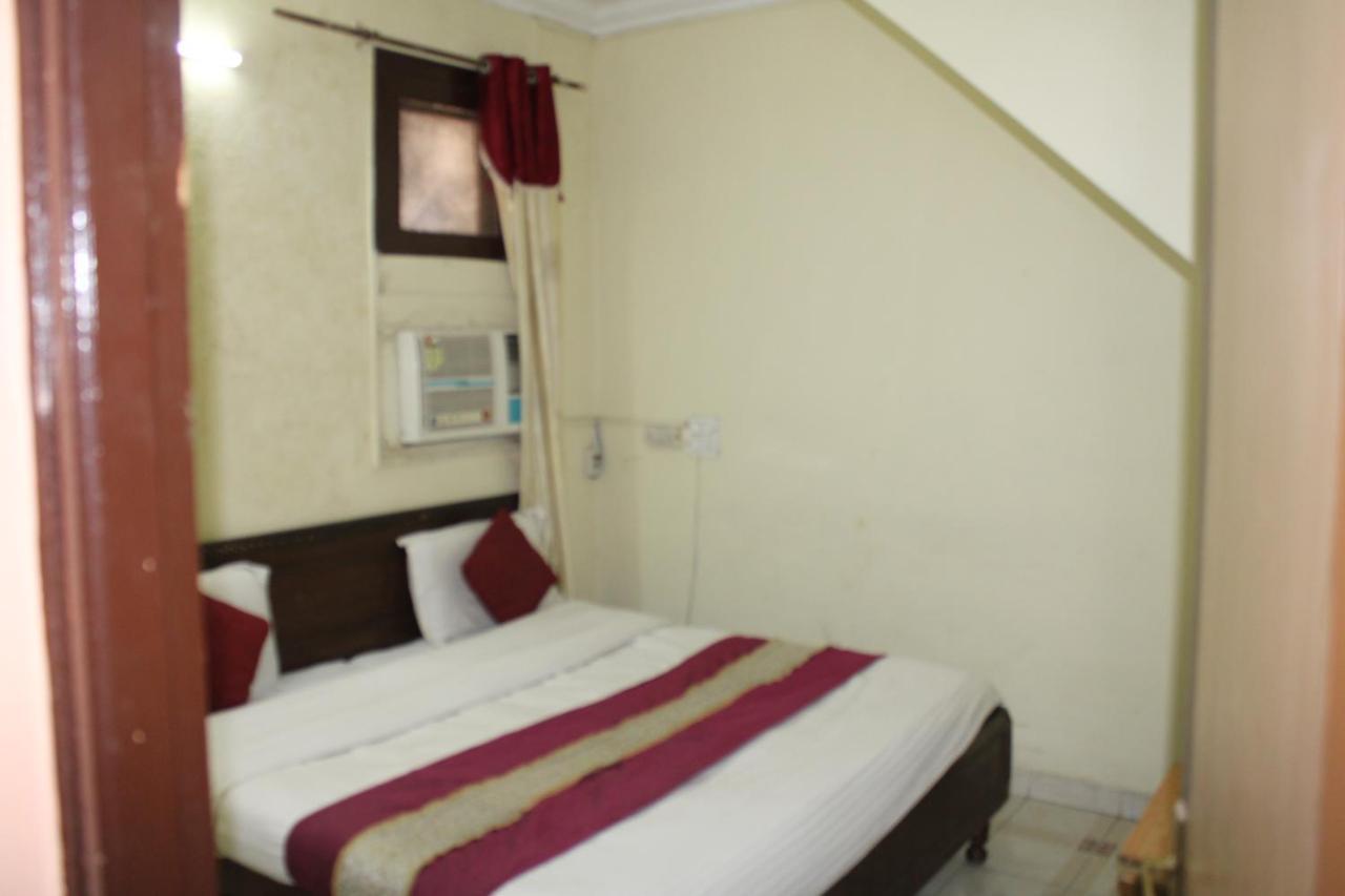 Hotel Diamond Palace Chandīgarh Eksteriør bilde