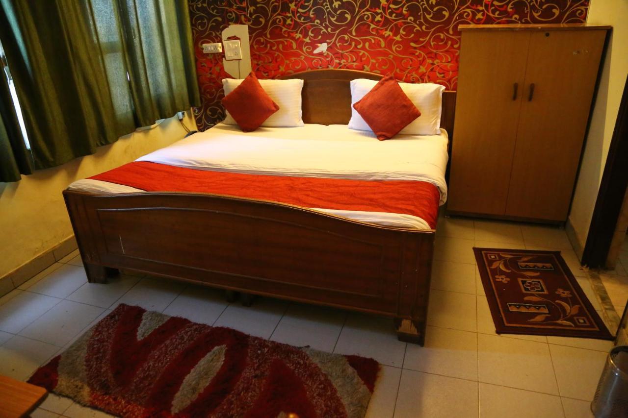 Hotel Diamond Palace Chandīgarh Eksteriør bilde